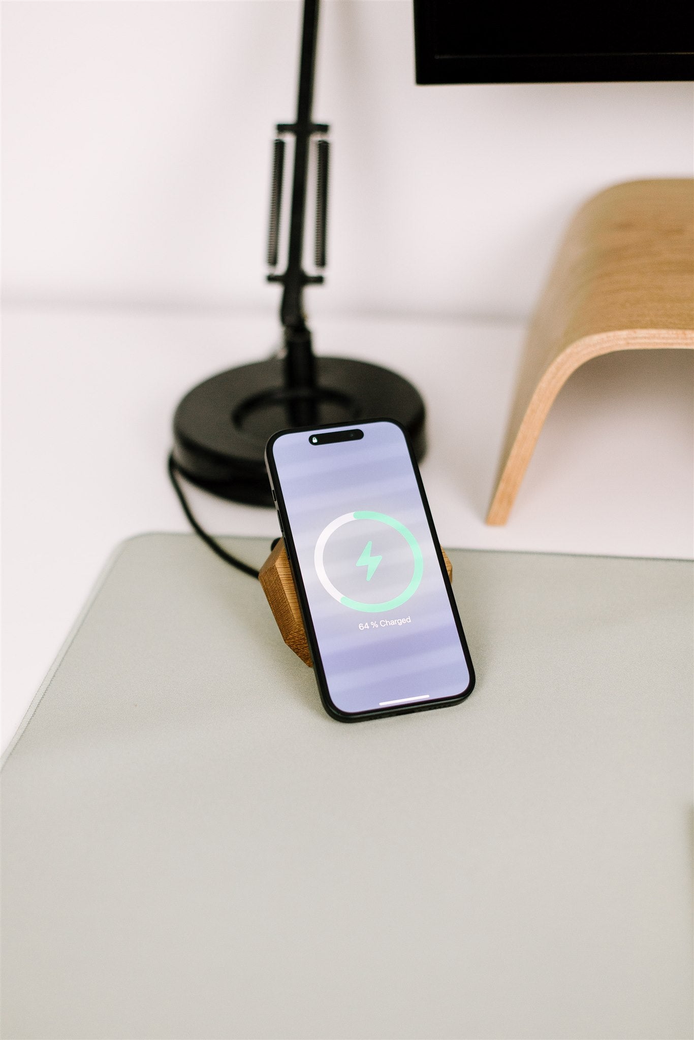 MagSafe charger CLASSIC OAK
