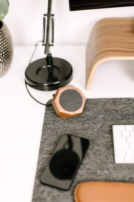 MagSafe charger AMERICAN WALNUT