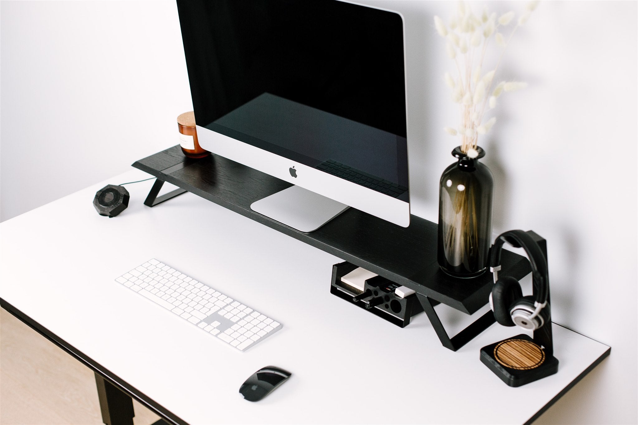 Dual monitor stand