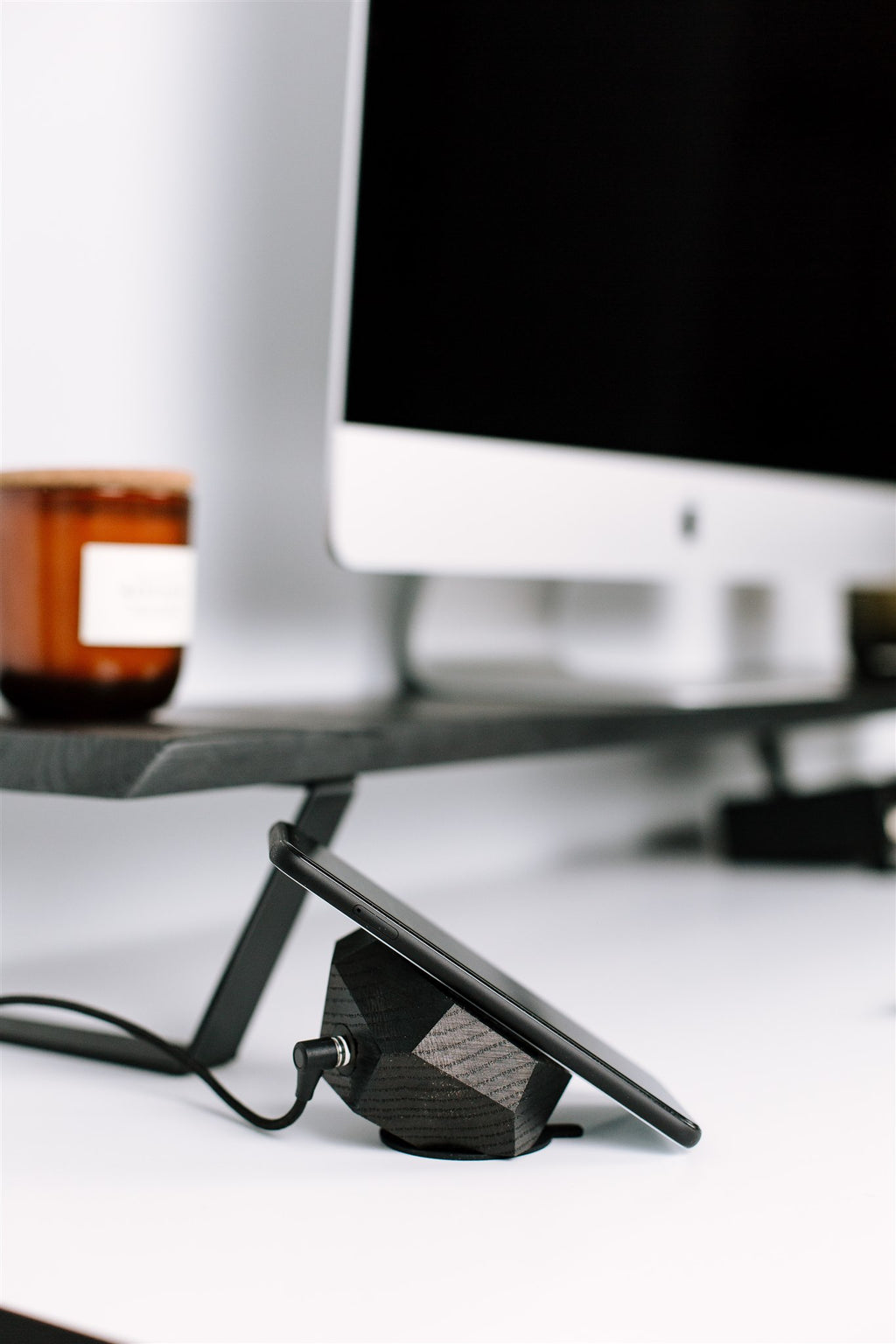 Magnetic Wooden MagSafe Charger