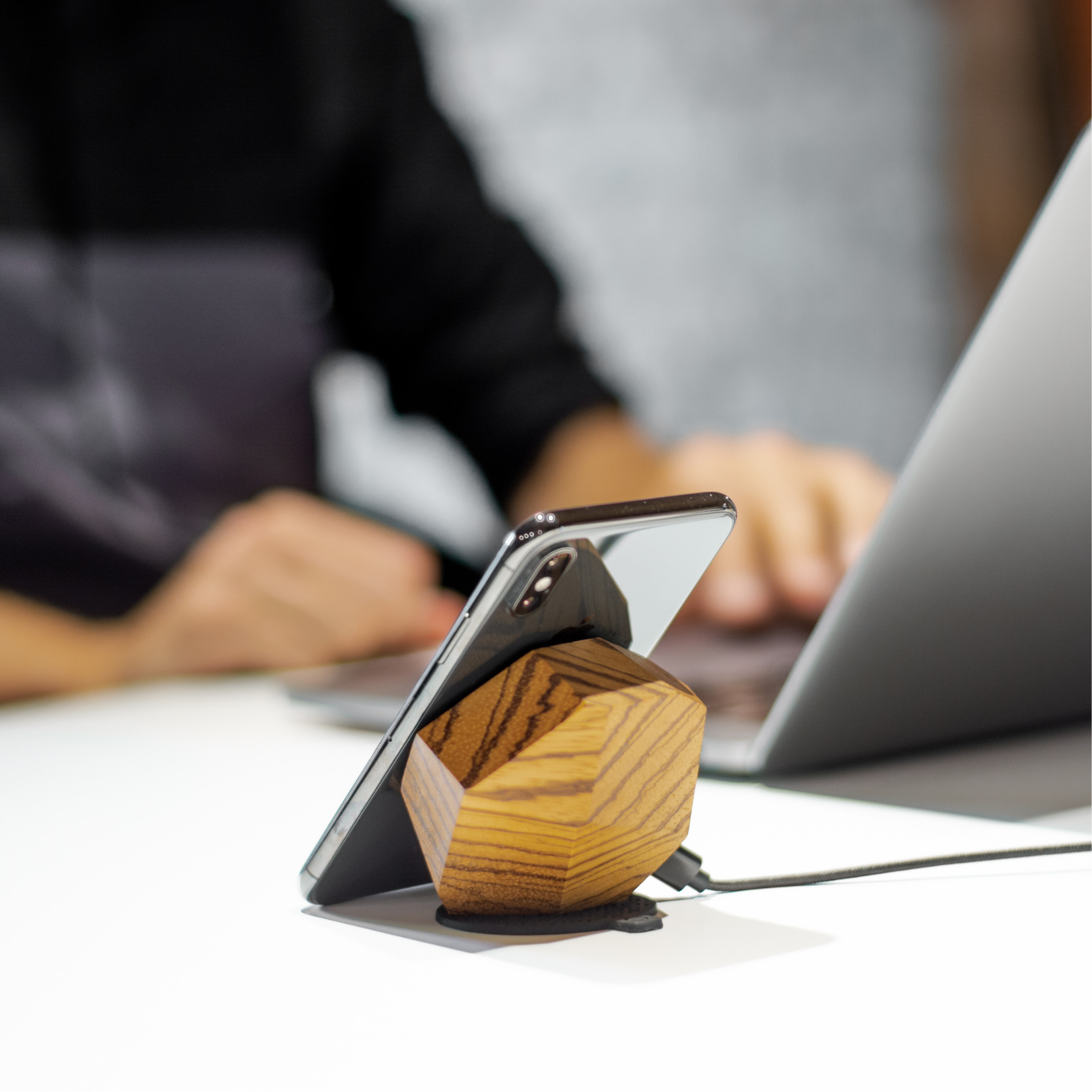 QI Wireless charger ZEBRANO