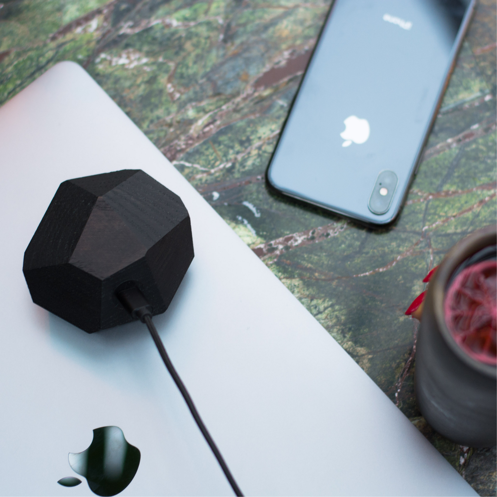 QI Wireless charger BLACK OAK