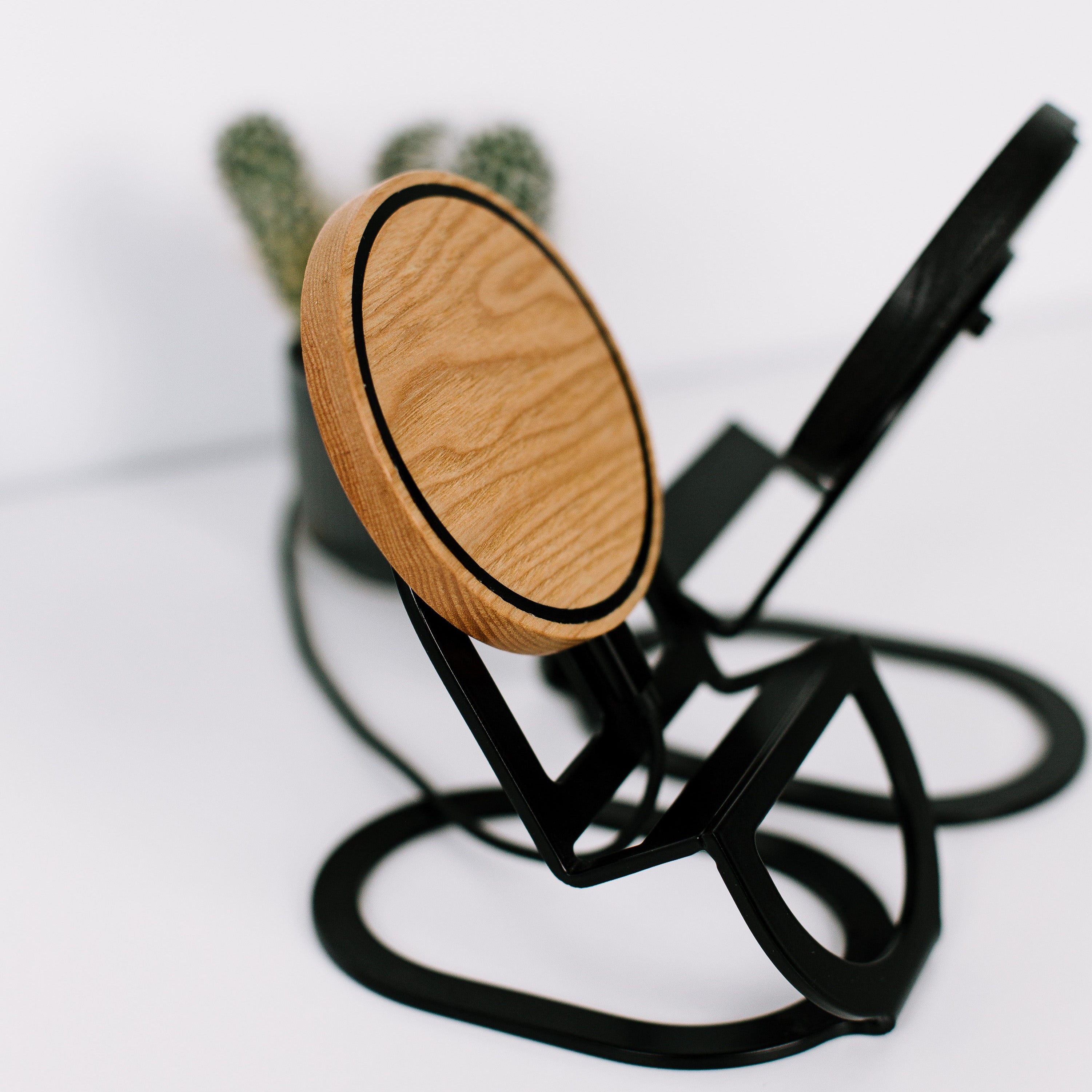 Wireless Charger Halo Pad Stand